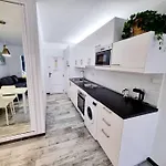Apartamento Smeraldo 11 Playa Roca *