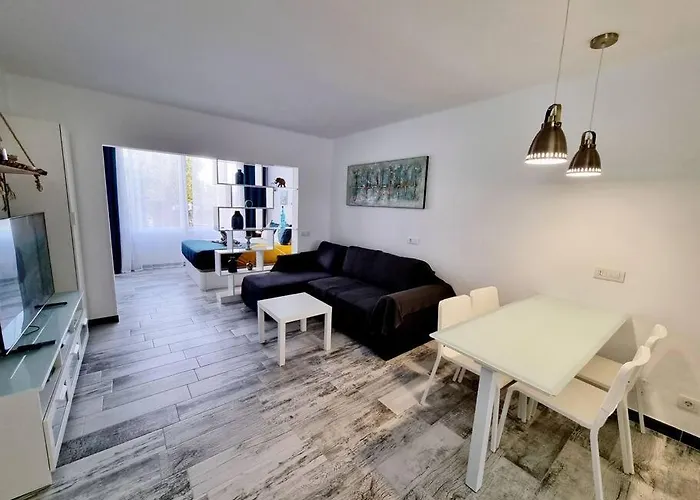 Smeraldo 11 Playa Roca Costa Teguise